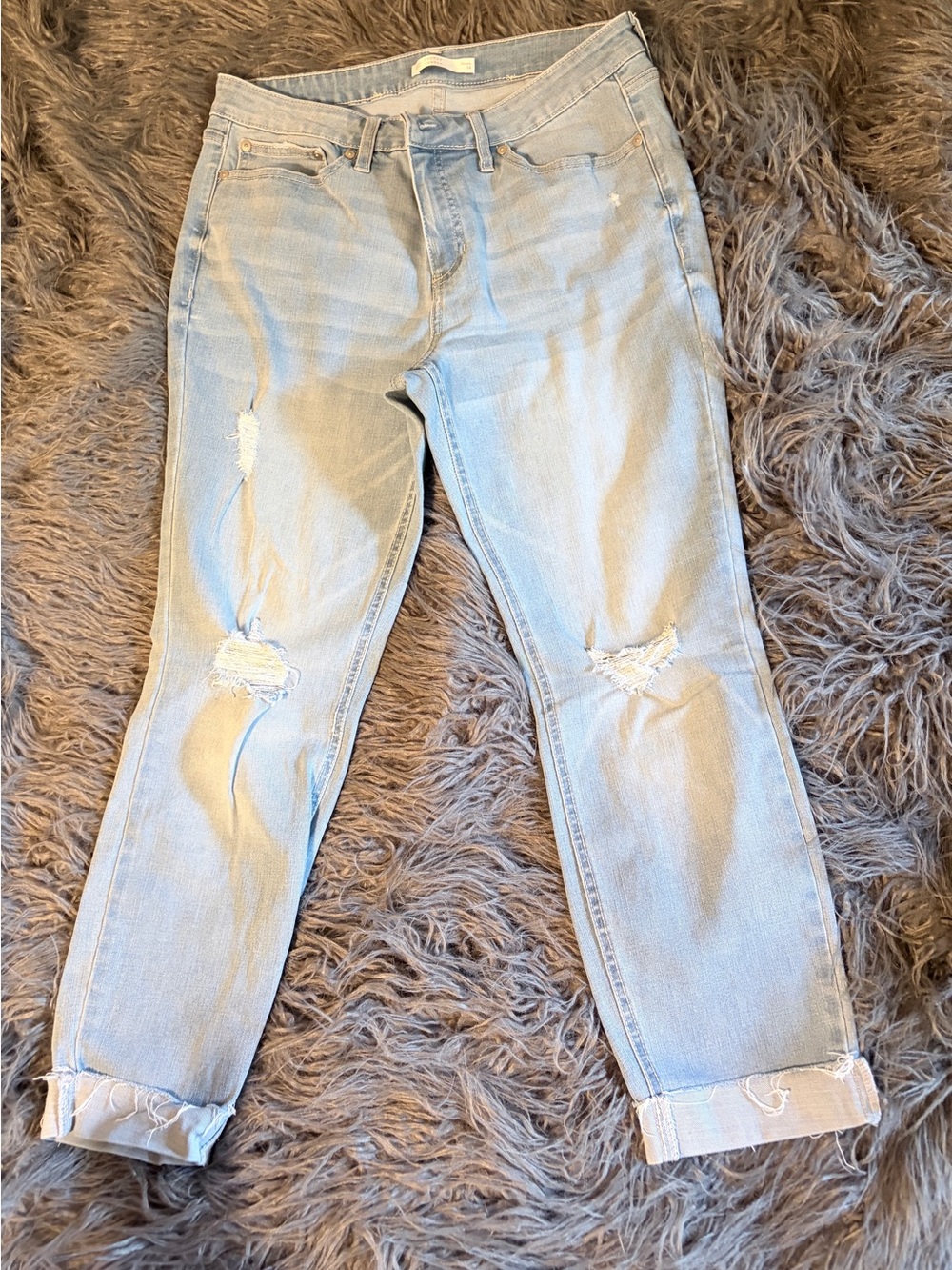 LC Lauren Conrad Light Wash Distressed Skinny Jeans